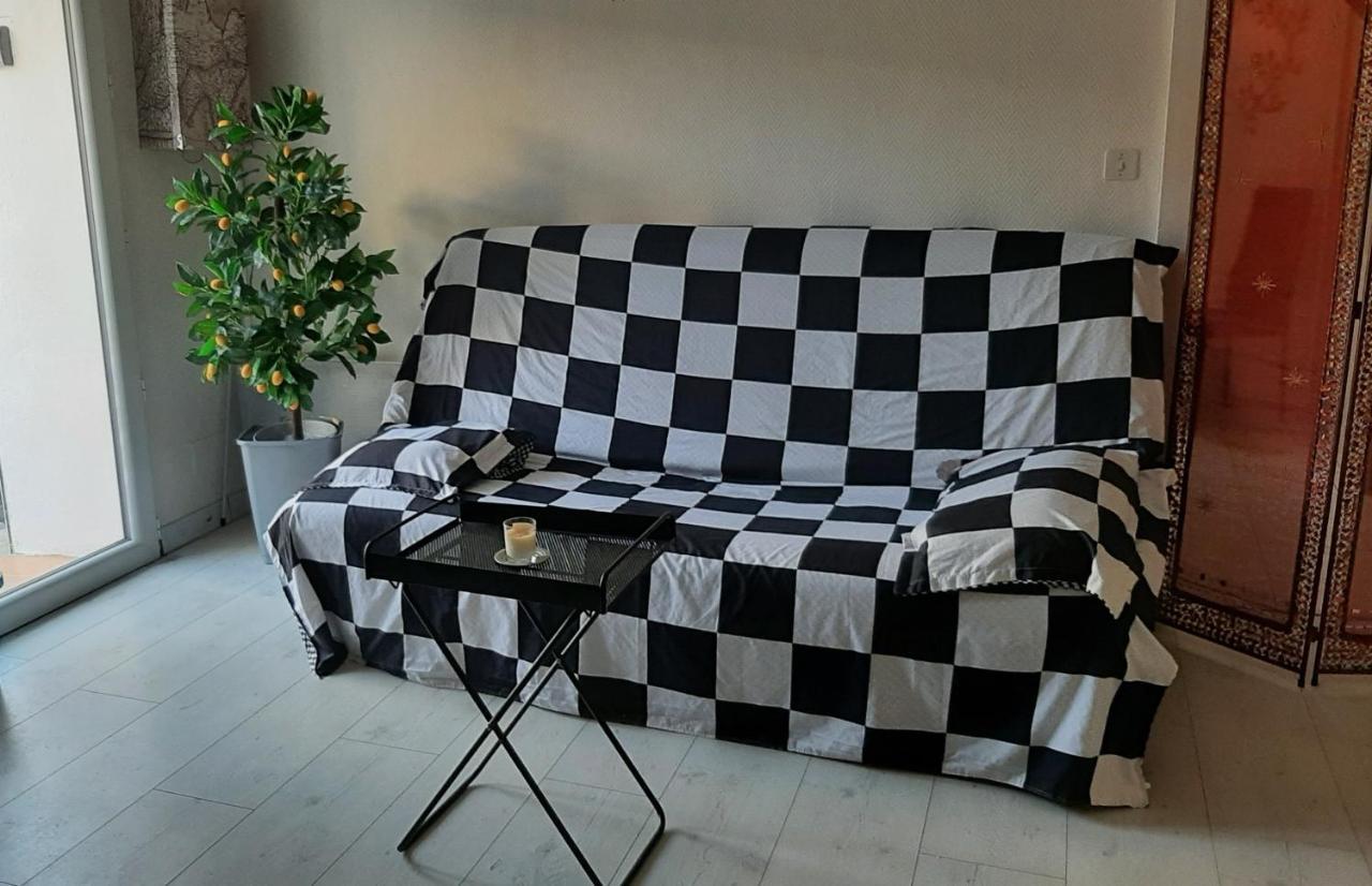 Charmant T2 Tout Confort Au Centre Du Village ! Florensac Dış mekan fotoğraf